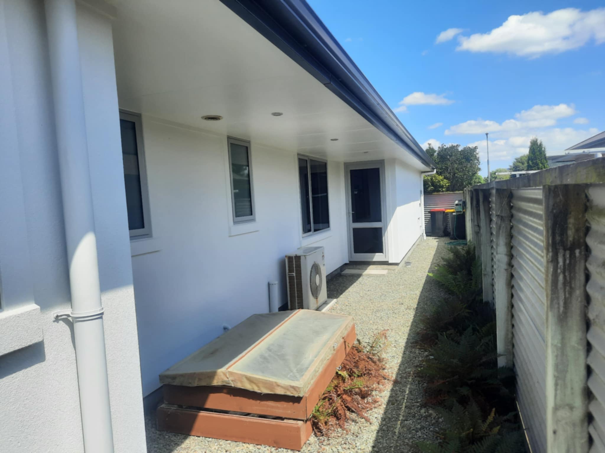 0deda190-ff4e-4309-94d9-f62a6c631a6a